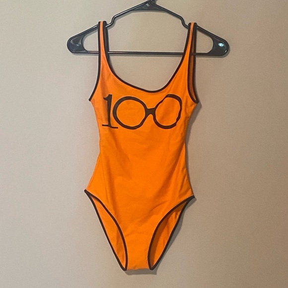 Original Iris Apfel x H&M collab 100 swimsuit - Picture 5 of 9